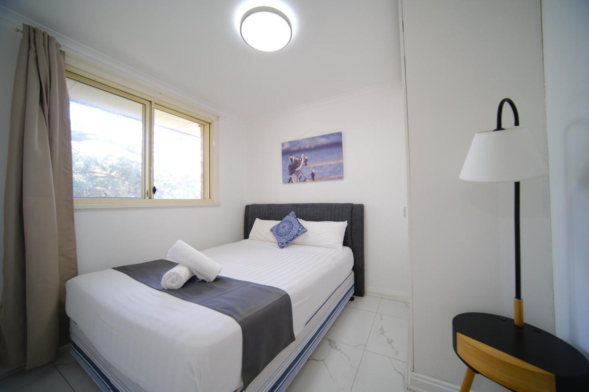 Golf Place Inn Wollongong Primbee Exteriör bild