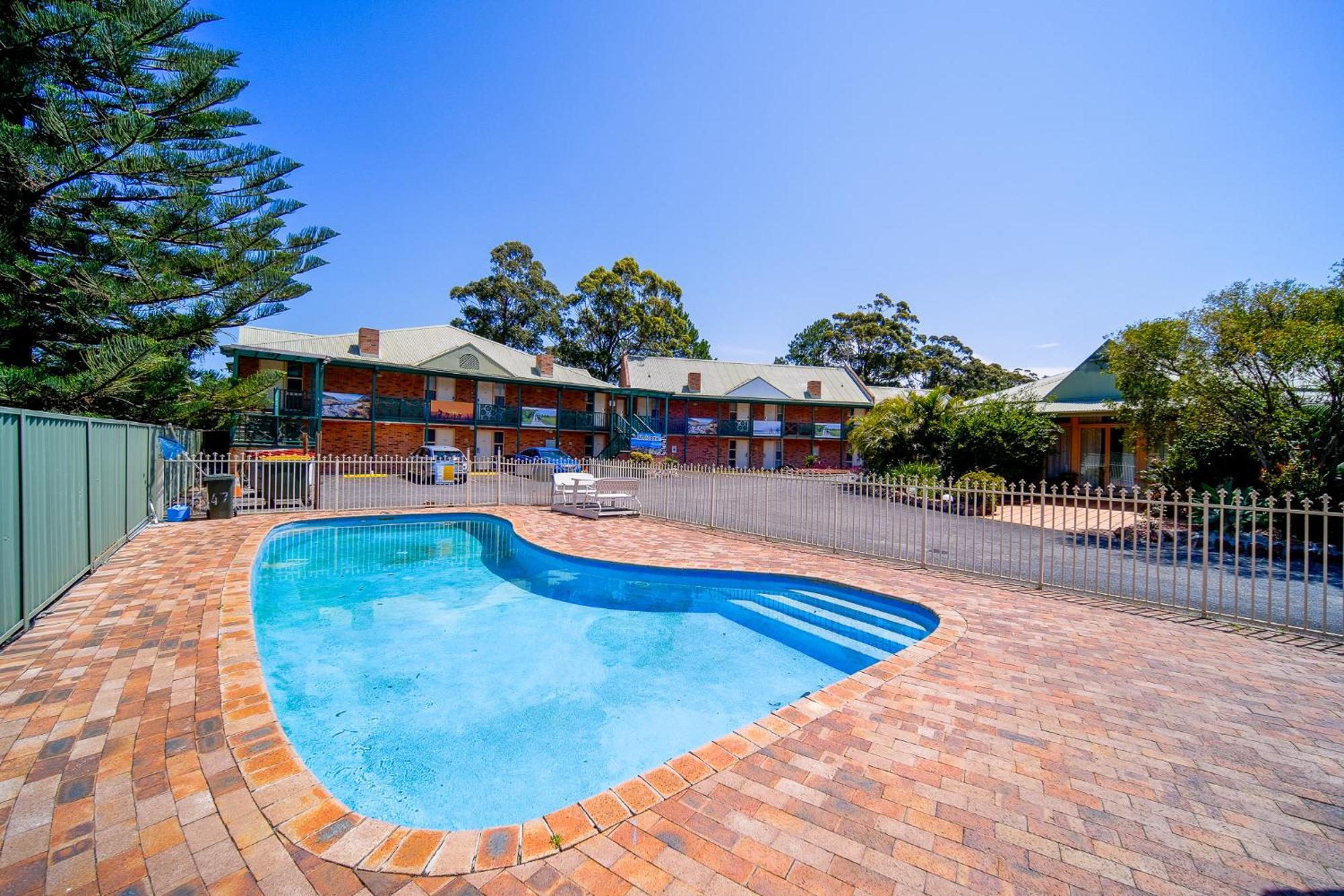 Golf Place Inn Wollongong Primbee Exteriör bild