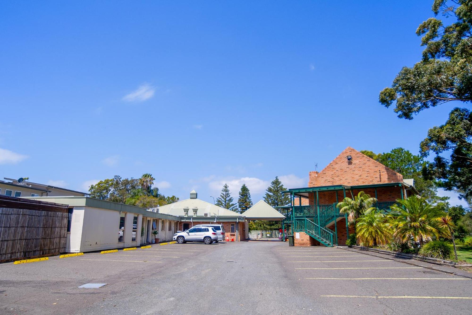 Golf Place Inn Wollongong Primbee Exteriör bild
