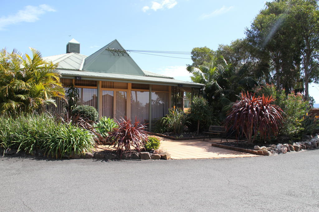 Golf Place Inn Wollongong Primbee Exteriör bild