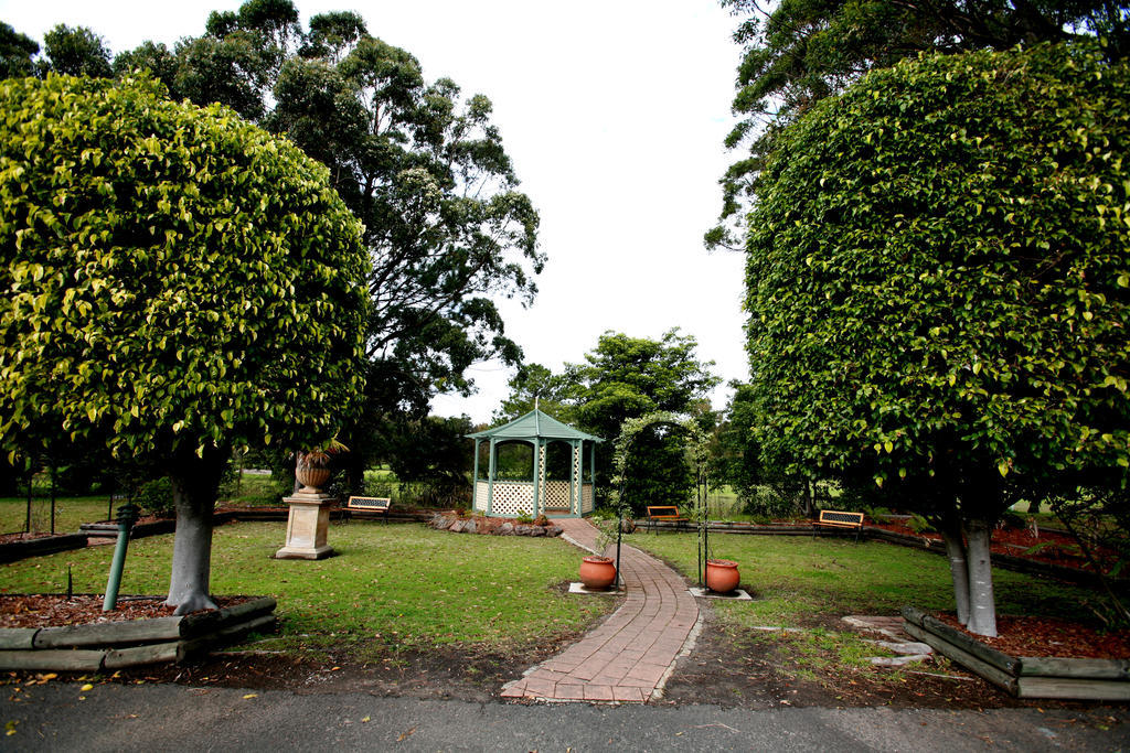 Golf Place Inn Wollongong Primbee Exteriör bild