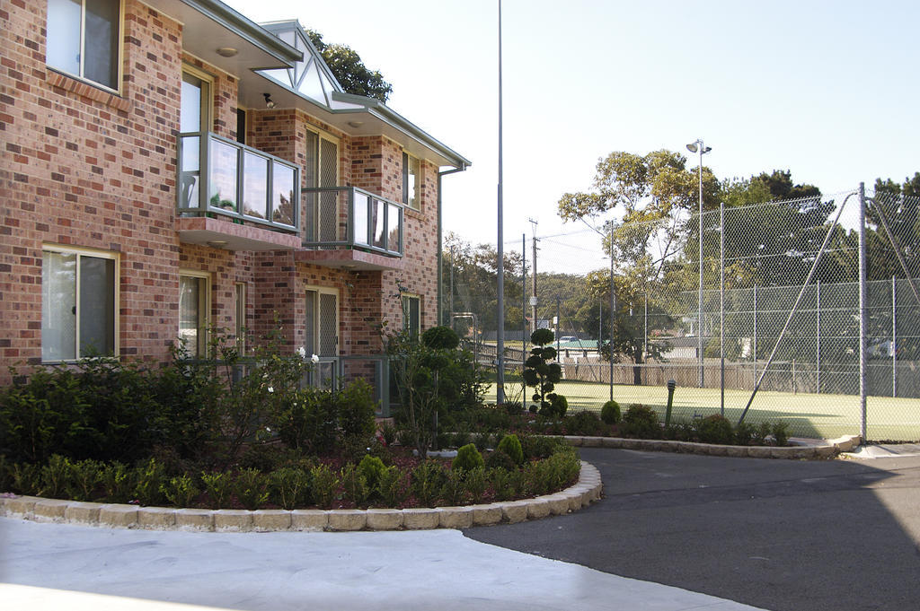 Golf Place Inn Wollongong Primbee Exteriör bild