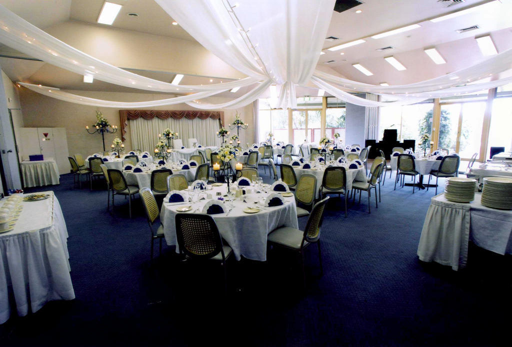 Golf Place Inn Wollongong Primbee Exteriör bild